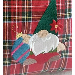 CUSCINO ARREDO RICAMO GNOMO-PALLA
